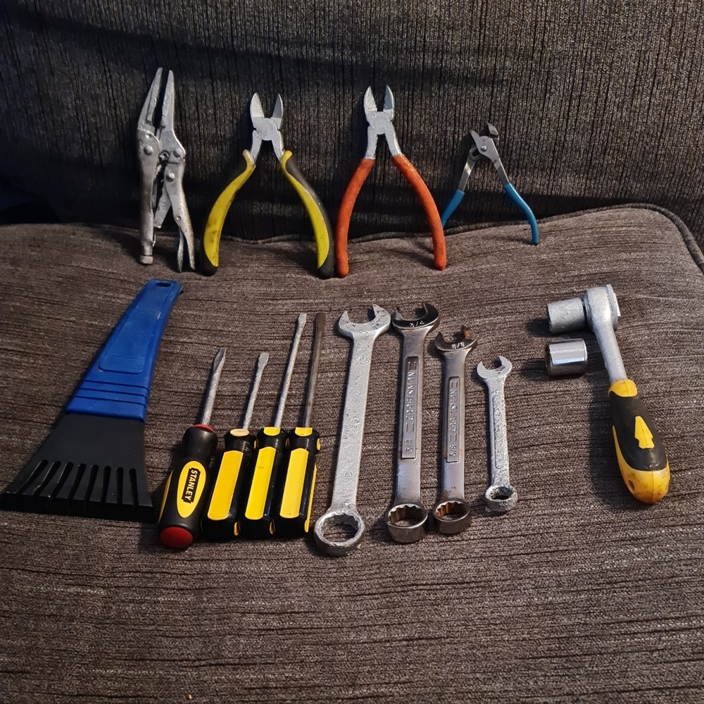 14 Piece Tool Set